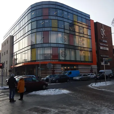 Plac Lotnikow Lägenhet